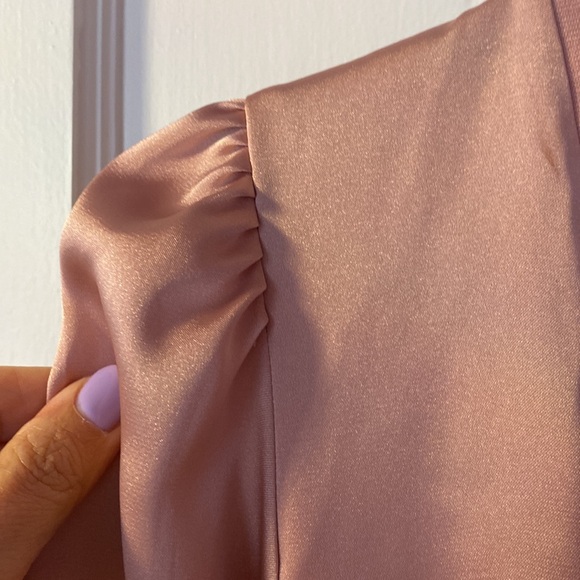 **FINAL CHANCE**Express pink satin V neck shirt - Picture 6 of 6